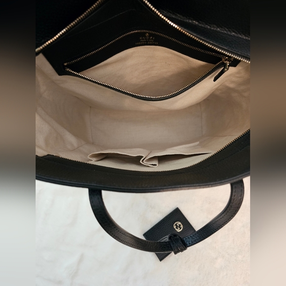 GUCCI BAG MOST FABULOUS, CHIC, SEXY 100% AUTHENTIC GUCCI BLACK TOTE BAG - Picture 4 of 16